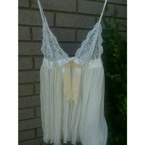 Victoria's Secret Other - 😍VICTORIA'S SECRET😍 Sexy White Babydoll Nighty Victoria's Secret Other - 😍VICTORIA'S SECRET😍 Sexy White Babydoll Nighty